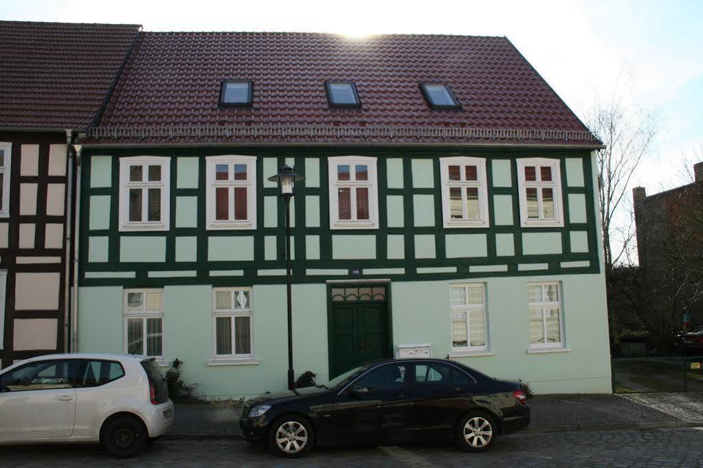 Pension Gestuet Lindenhof Templin Exterior foto
